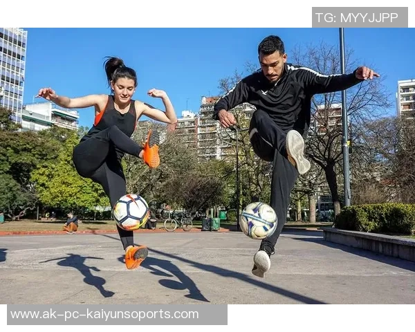 掌握足球颠球技巧的有效训练方法与练习步骤解析